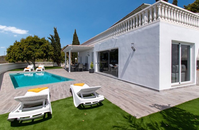 Villa Piconera. Amazing 4 Bedroom Villa. Private Pool. Sea Views. Adeje