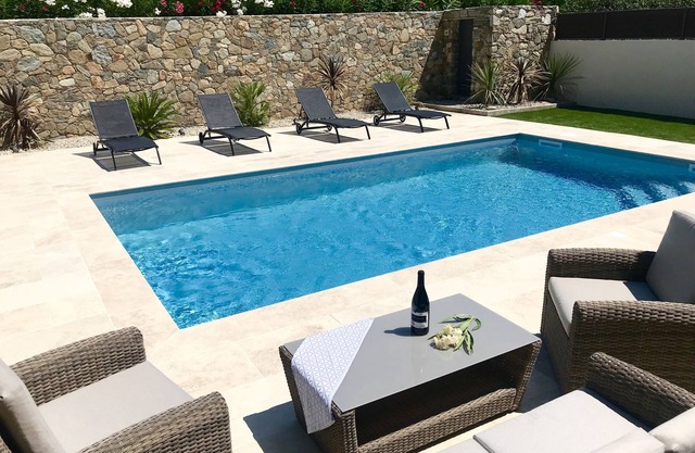 Villa, private pool