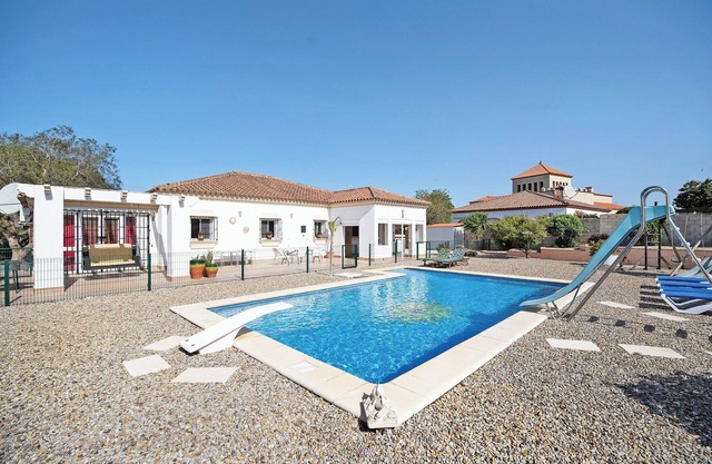 Villa "Sol" with Mountain View, Pool, Air Conditioning & Wi-Fi
