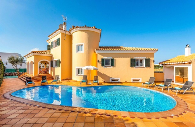 Villa S'Amarador by Villa Plus