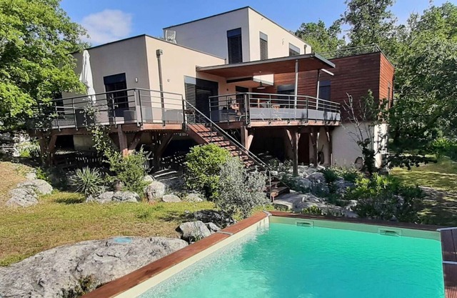 Villa Saint-Alban-Auriolles, 3 bedrooms, 6 persons