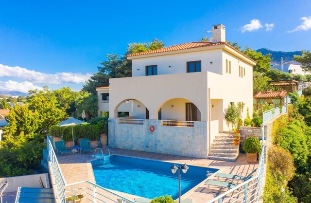 Villa Selini - Three Bedroom Villa, Sleeps 6