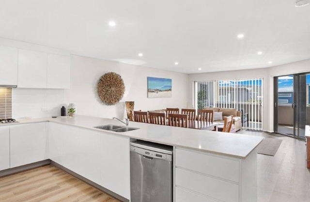 Villa Serene 3, 6-10 Market Street - Surfside Apartments WiFi, water views, Air Con, Pool