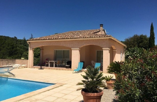 Villa Tout Confort Avec Piscine Privée à Deux pas des Cascades du Sautadet