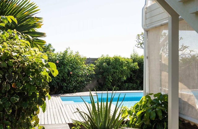Villa Vanilla with pool, beach access by foot and jogging path