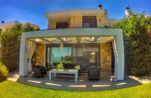 Villa Verde - Deluxe 250m2 Villa, Sea View !