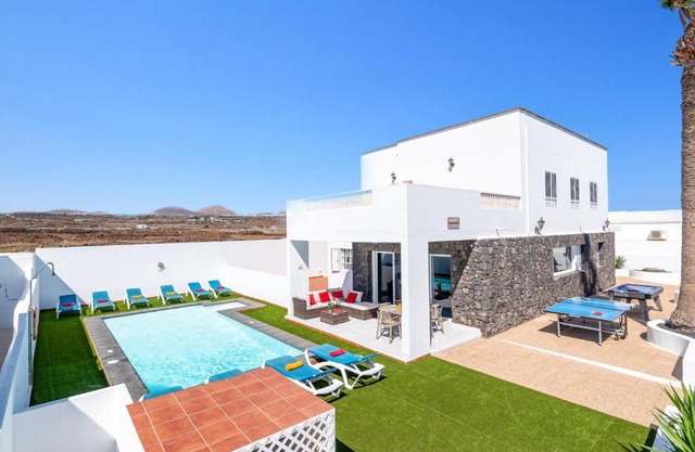 Villa Volcan by Villa Plus