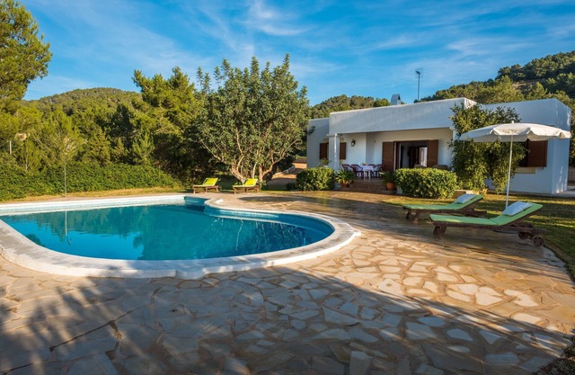 Villa with Fantastic Sea View, Pool, Terrace, Wi-Fi.