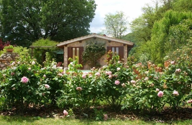 Villa with private pool 70 kilometres from Rome