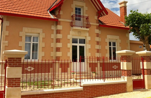 Villa with Spa combining charm of the old and modern 2 steps from the beaches