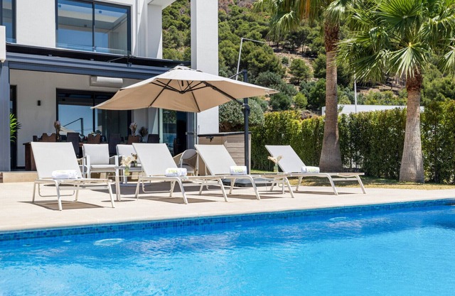 Villa Yara | Villa with pool in Mijas