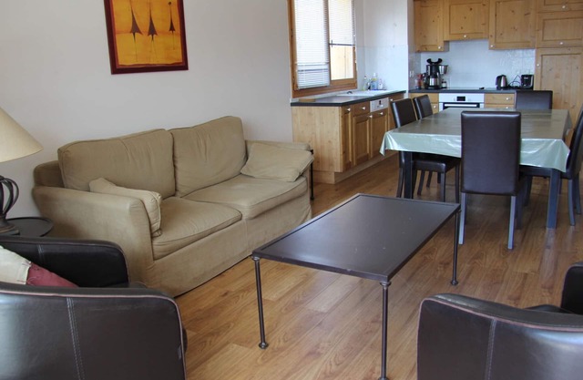 Village Center Apartment with Balcony and Parking in St Jean de Sixt, Near La Clusaz