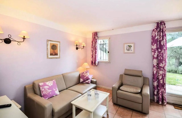 Village Pont Royal in Provence - maeva Home - Selection 2 bedroom apartment (6 people)