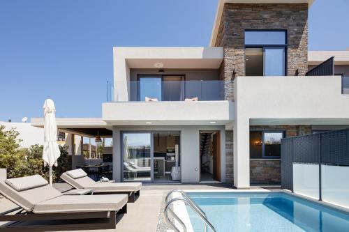 VillAgioi - Luxury villas, Private Pools, 450m to the Beach