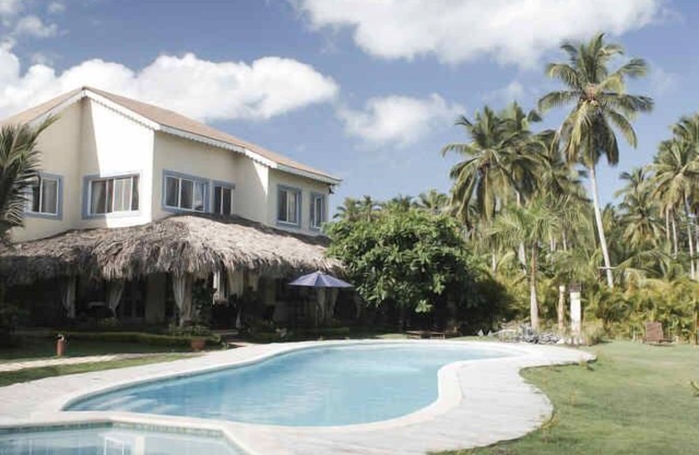 Villas Sarah, 7 minutes walking to the beach of Playa Bonita