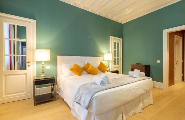 Villoresi Apt. 1 Stunning, newly-renovated designer apartment