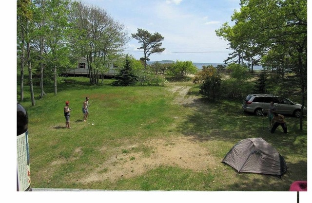 Vintage 2-bedroom mobile home on Popham Beach
