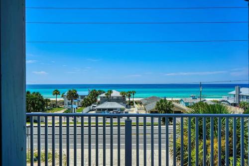 Vista del Mar I - Short Walk to the Beach 301