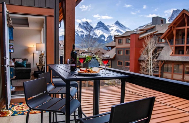 Vista Peak Hydeaway at Solara Resort