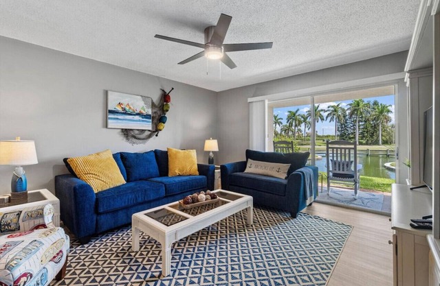 Vista Verde West|6-136| 2BD 2BA