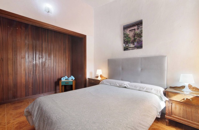 'Vivienda V Torres 1' with Mountain Views, Private Terrace and Wi-Fi