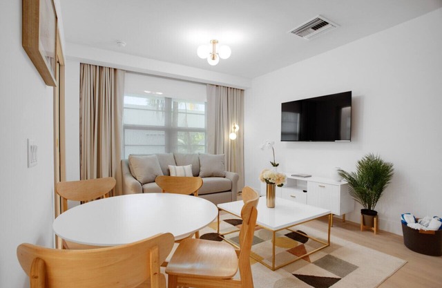 Vonder Miami Beach - Unit 17