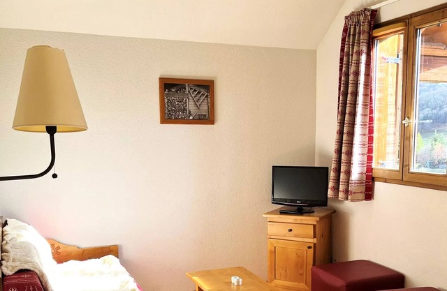 VVF Albiez-Montrond Maurienne - Large 2-room apartment for 6 people + 1 baby