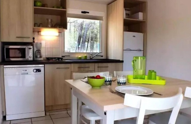 VVF Montagnac Hérault * - 3 room gîte for 4 people
