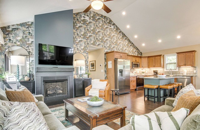 Walk to Dtwn Waynesville: Home w/Deck!