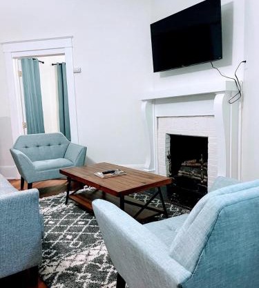 Walk To Duke Campus! 3 Bedroom In Trinity Park!