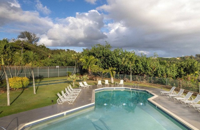 Walk to Kalapaki Beach – Onsite Pool, Tennis & Easy Access to Dining