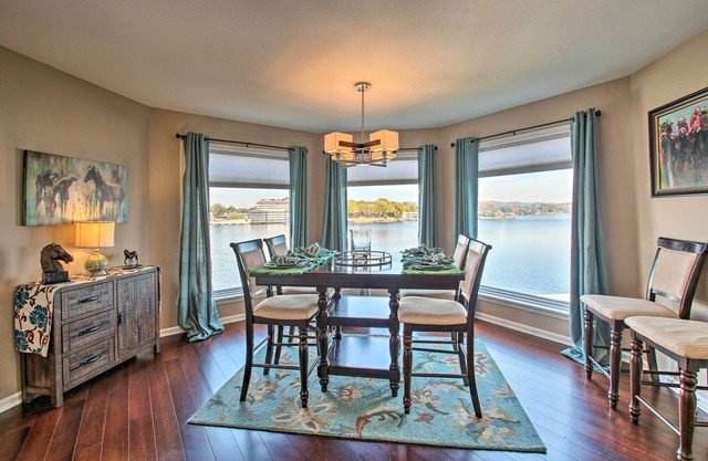 Walk to Lake Hamilton: 'To-Do' Home w/Pool Access