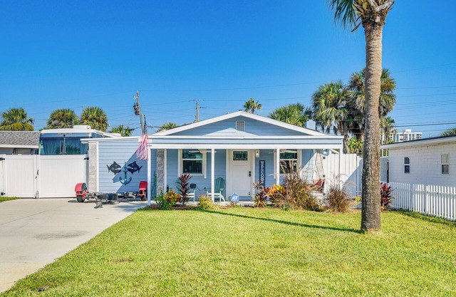 Walk to Ocean! Home w/Large Yard in Ormond Beach