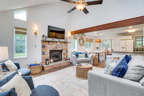 Walk to Towamensing Trails Beach Home with Hot Tub!