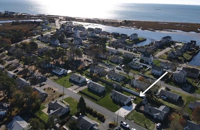Walk to West Dennis Beach, All New, Central AC, Very Clean, All Amenities/Linens
