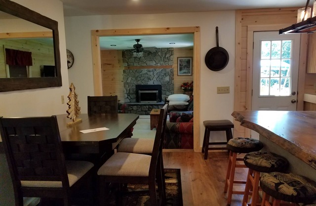 WARRENSBURG LOG CABIN