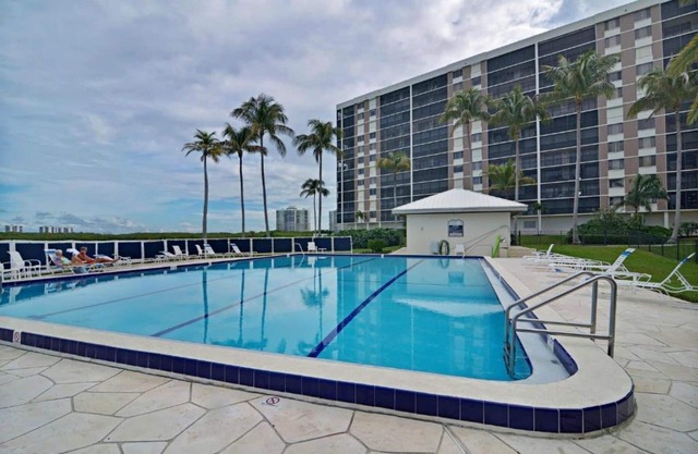WATER, WATER, EVERYWHERE! Spectacular Views From Every Room, 10th Floor Condo!