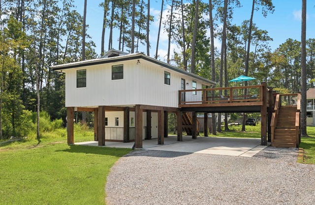 Waterfront 2BR/1BA – Fully Furnished Home in Covington, LA