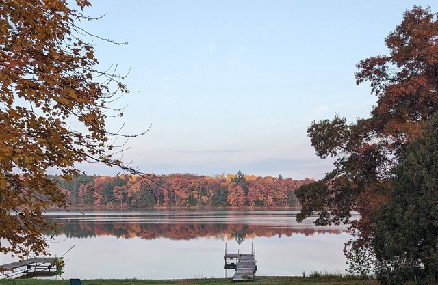 Waterfront Cabin, Siren, Clear Lake, Huge rec room, Additional unit downstairs