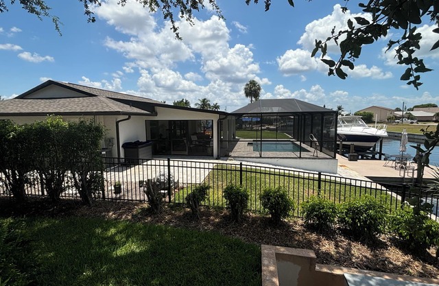 Waterfront Canal Home. Boat Dock, Fishing, Heated Pool