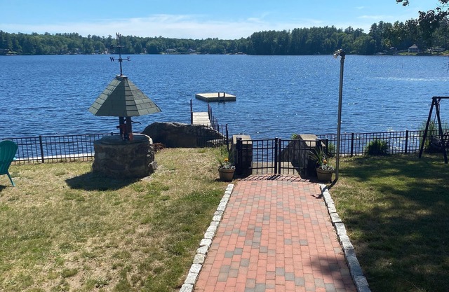Waterfront, family oriented, large families get together 'Heaven here on earth'