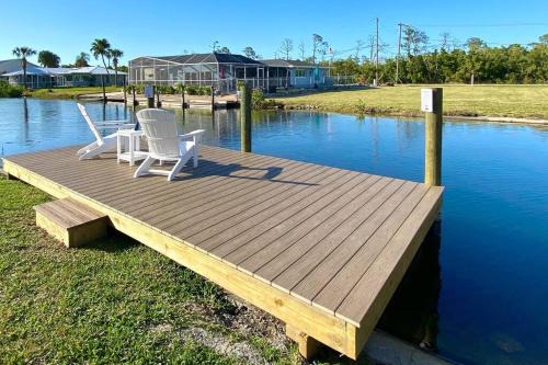 Waterfront Gulf Gateway: Pool/Dock/Grill/Gameroom