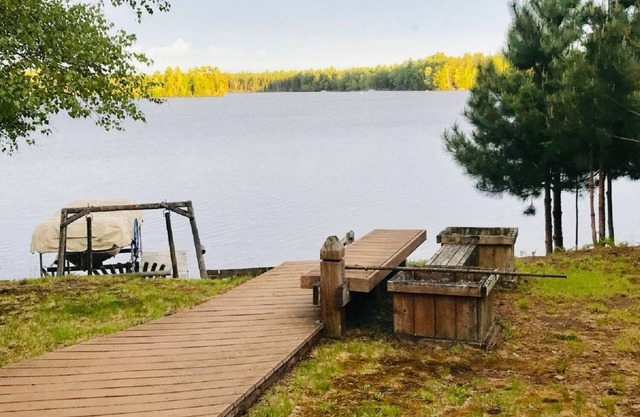 Waterfront Home! Fantastic Lake frontage on Found Lake