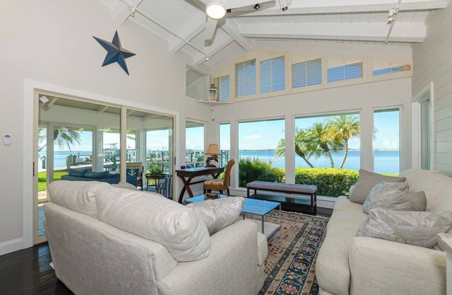 Waterfront home on Hutchinson Island 1/2 mile from the beach