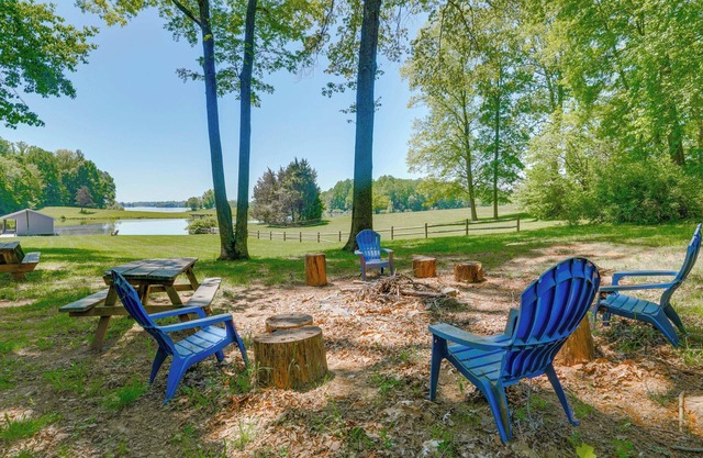 Waterfront Lake Anna Home w/Dock & Beach Access!