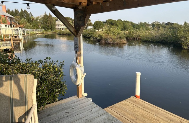 Waterfront Nature Coast Gem! Catch Dinner From Your Dock!