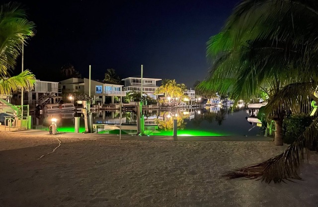 Waterfront paradise in Key Largo