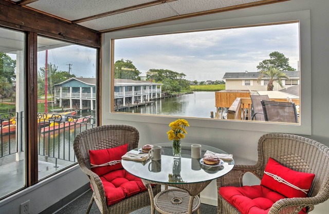 Waterfront Slidell Home on Bayou w/ Dock & Tie Up!