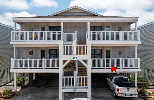 "Waters Edge 433-D" - Oceanfront Condo w/Community Pool, 2 Bedrooms/2 Bathrooms