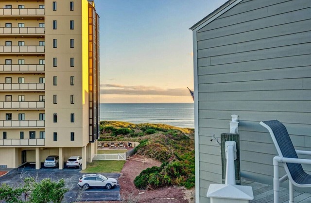 WAVE Reviews, Oceanfront